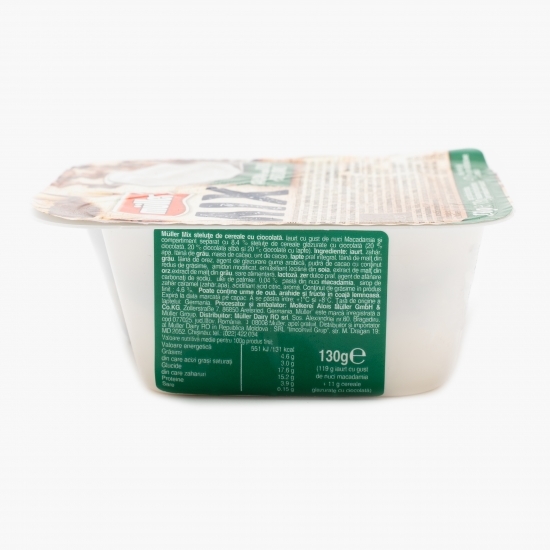 Iaurt Mix macadamia și steluțe cu ciocolată 130g